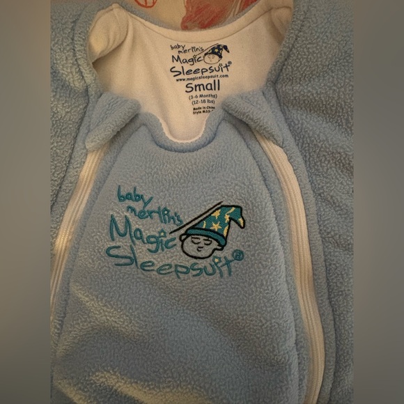 Merlin’s Magic Sleep Suit. - Picture 3 of 3